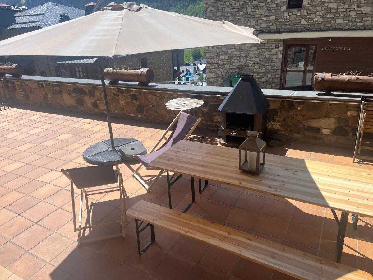 Una Terraza Con Encanto El Tarter Luaran gambar